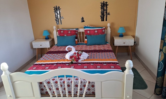 Gros-Morne Apartment | Bright, air-conditioned 86m² F2 apartment with panoramic view