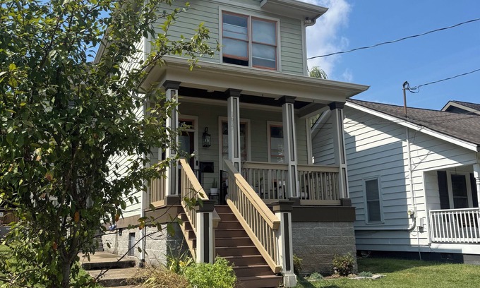 Buena Vista House | Bright & Airy 2-bed, 2.5-bath house in historic Germantown, Nashville