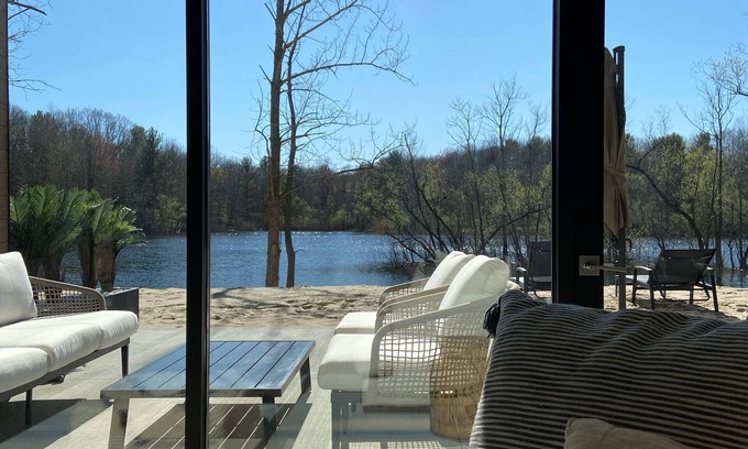Stevensville House | Bright and Airy Lakefront Home - Pool open May-Oct 21