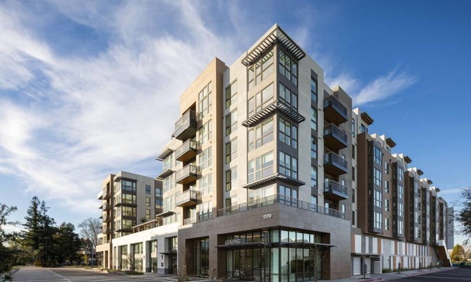 Mountain View Condo | Bright Avelle 1BR Condo – Family Friendly w Hot Tub & Pool