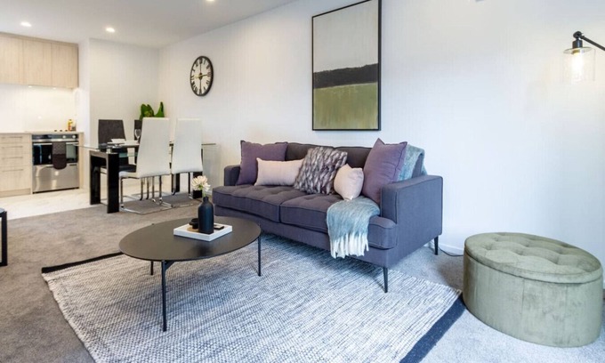 Christchurch City Centre House | Bright Cityside 4BR Sunlit Balcony at Tuam St
