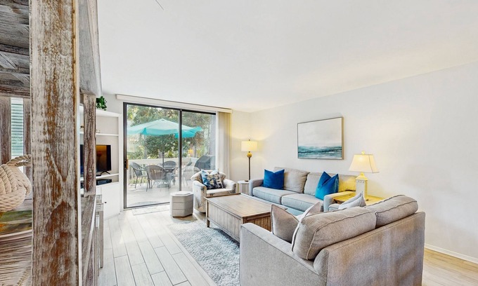 Hilton Head Condo | Bright condo with shared pools, walk to beach and short distance from Coligny