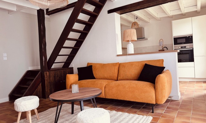 Change House | Bright house with garden, close to circuit and shops.