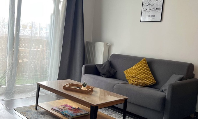 Plaine des Bouchers Apartment | Bright, modern apartment.