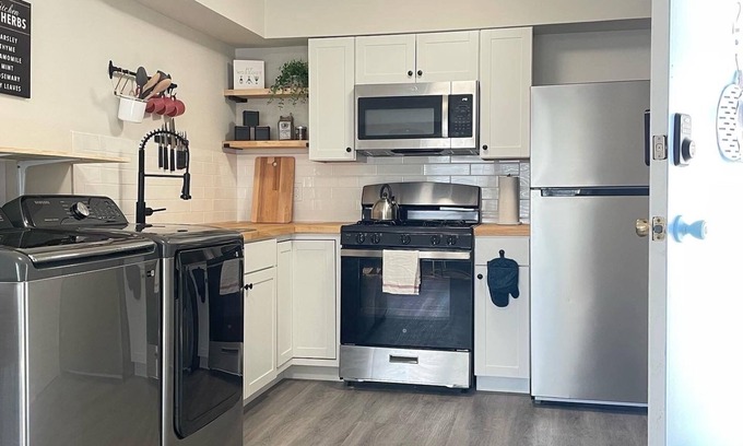 Medical District Apartment | Bright & Modern Apt in City Center