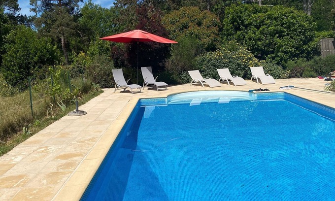 Pontcirq House | Bright spacious gite with pool near Cahors