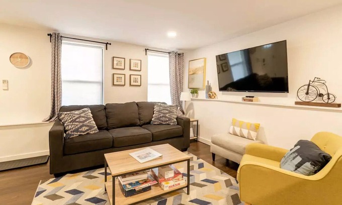 The Village Apartment | Bright, Stylish Garden Apartment minutes to NYCnn