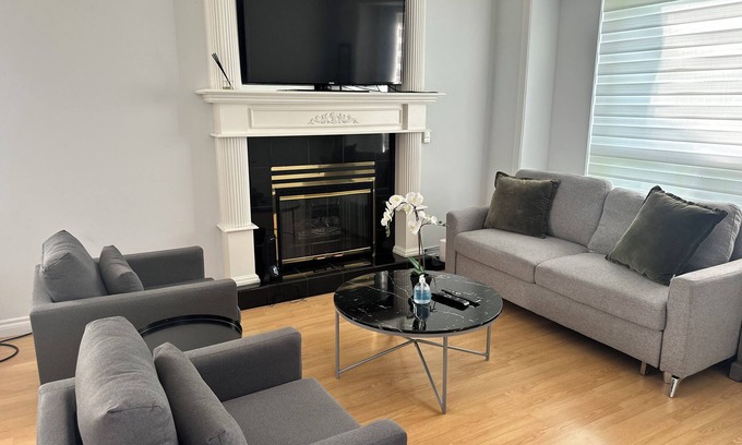 Hastings House | Bright & updated home near Burnaby