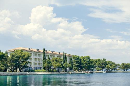 Fazana Hotel | Brijuni Rooms Karmen