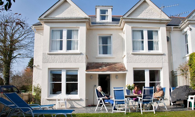 Trebetherick House | Brilliant location in Daymer Lane