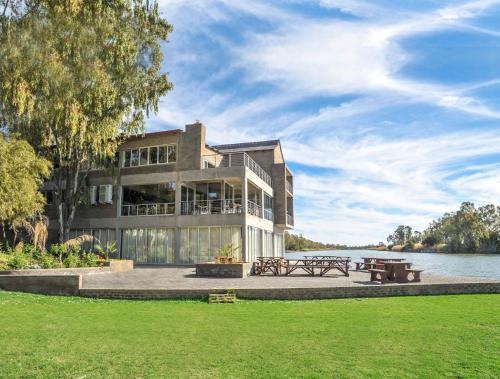 McGregor Private Nature Reserve House | Broadwater River Estate
