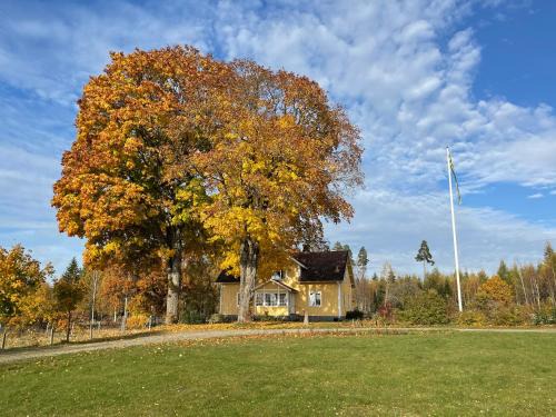 Agunnaryd Villa | Brogård- hovedbygningen