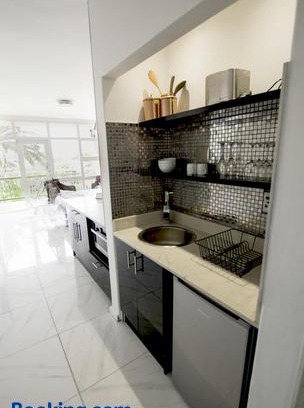 Summerstrand Apartment | Brookes Hill Private Suite