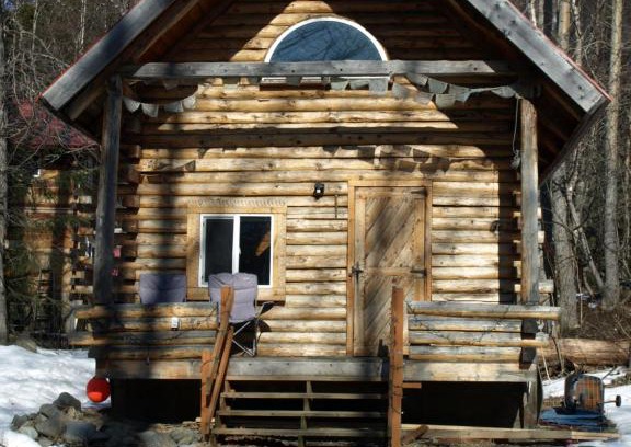 Indian Hotel | Brown Bear Saloon & Motel