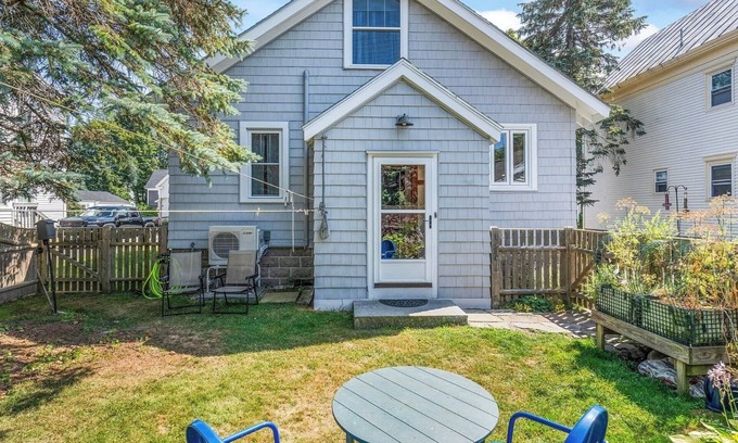 Brunswick House | Brunswick Bungalow By Bowdoin With Fenced-In Backyard
