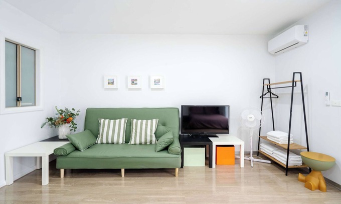 Brunswick House | Brunswick Convenience 1BR Home