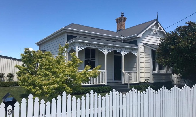 Cambridge House | Bryce Cottage