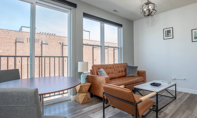 Soulard Apartment | Bud Brewery + Eats | Pool & Gym | Zencity