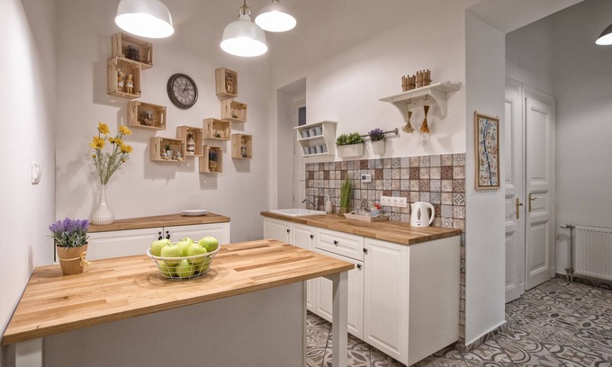 Palace District Apartment | Budapest Passage 1