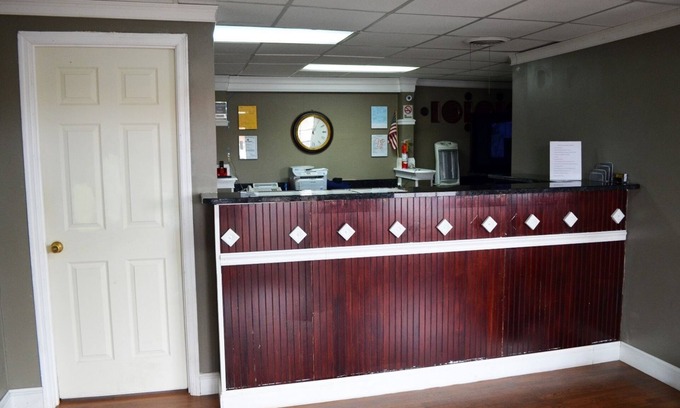 Russellville Hotel | Budget inn