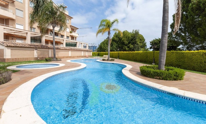 Molinell House | BUGANVILLA - Apartment with shared pool in Oliva.