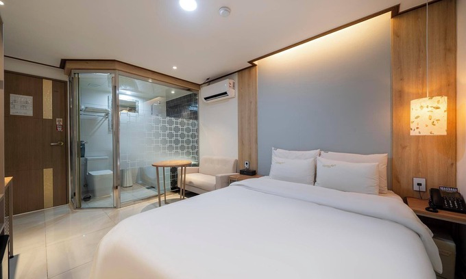 Daejo-dong Hotel | Bulgwang Hotel Maru