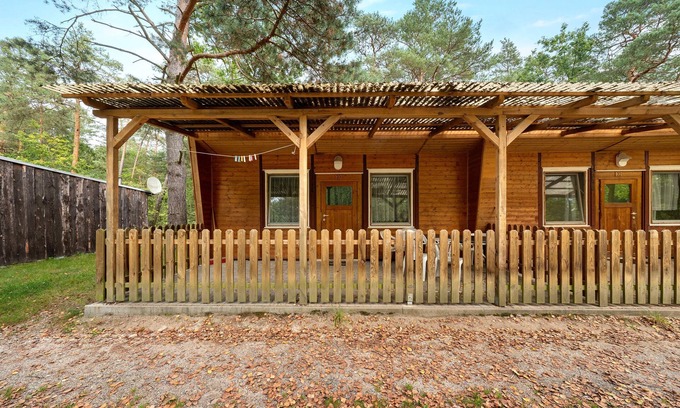 Waldhufen House | Bungalow '33 - Kimbucht' with Private Terrace and Shared Garden