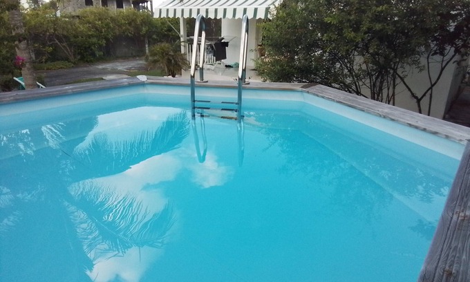 Damencourt House | Bungalow f3 with pool