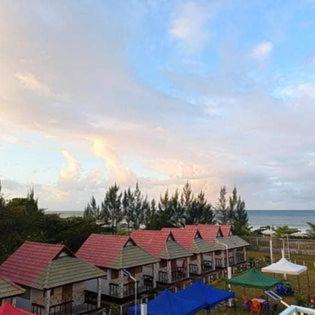 Mahavelona Other | Bungalow le Charme, au bord de la mer