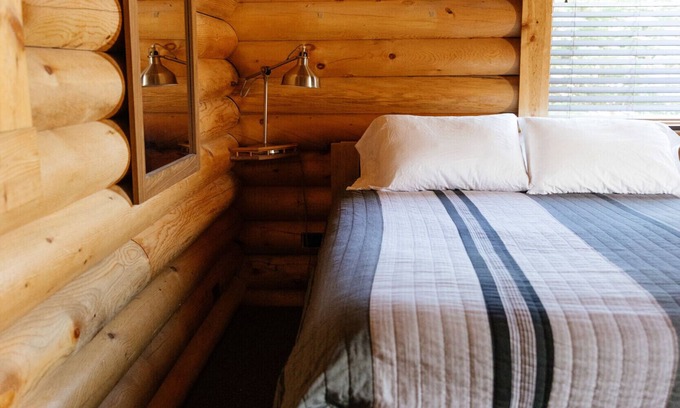 Bozeman Cabin | Bunkhouse 1 at Gallatin Canyon Cabins