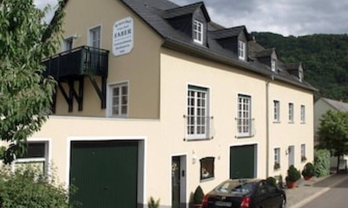 Minheim Apartment | Burglay with balcony, Winzerhof Faber