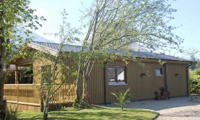 Torlundy House | Burnside Lodge