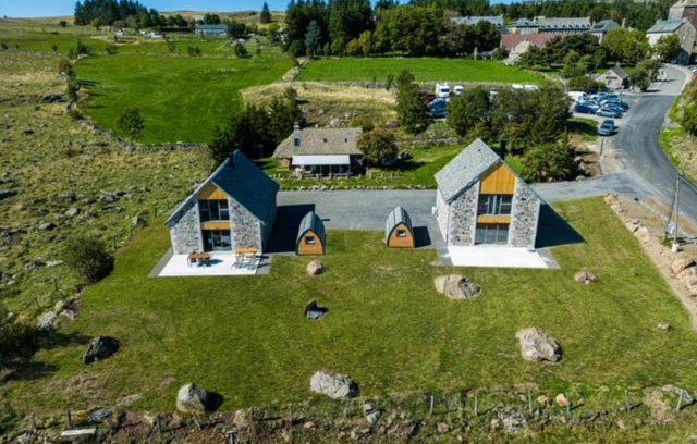 Saint-Chely-d'Aubrac Ski Chalet | BURON FRANCk