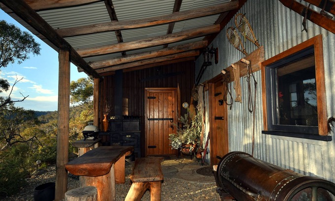 Jindabyne Cottage | Bush Grove on the snowy river