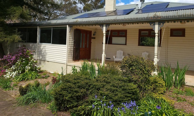 Mittagong Cottage | Bushgate - Your home away from home!!