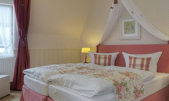 Bernkastel House | Butterfly Romantic Room - Fairytale Hotel