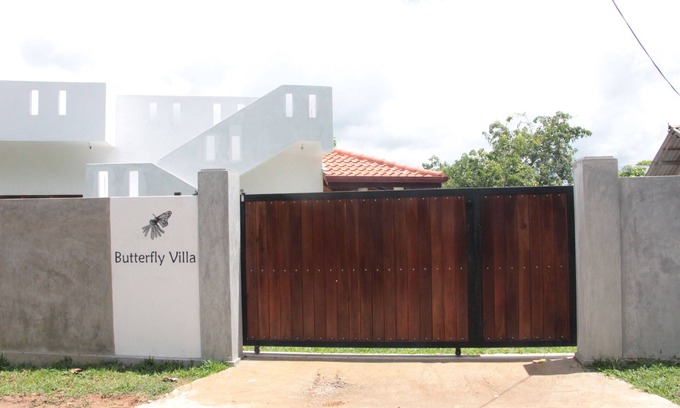 Hikkaduwa Villa | Butterfly Villa in “Paradise Island"