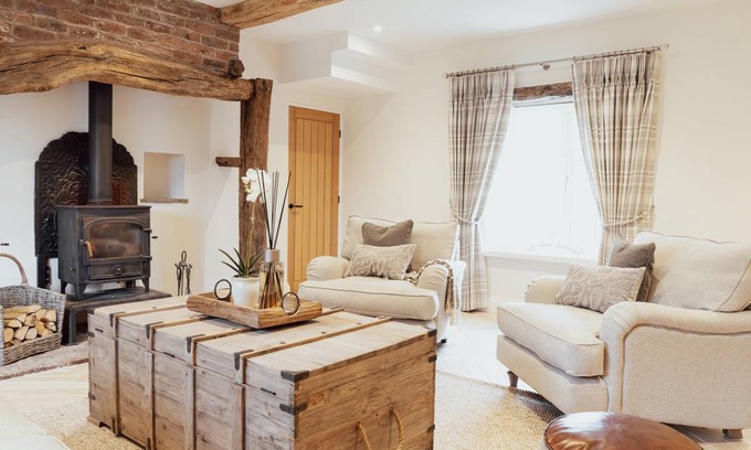 Sutton Cottage | Butterlands Farm