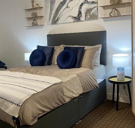 Huddersfield Apartment | Bv Homely Studio Fourteen At Deighton Huddersfield