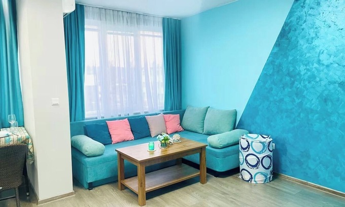 Varna City Centre Apartment | By the Sea and Nightlife - free parking