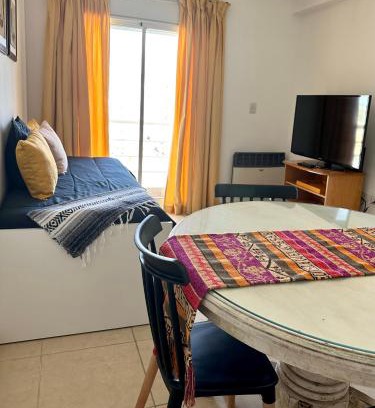 Bahia Blanca Apartment | Cálido y céntrico departamento 2 opcional cochera