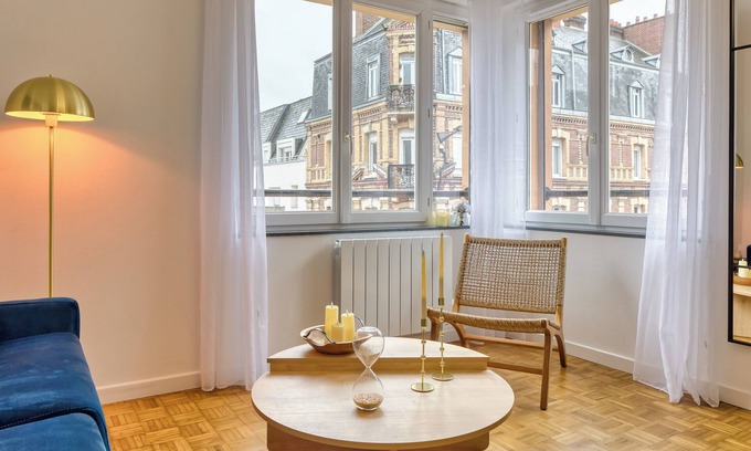 Centre Ville Rive Gauche Apartment | Cécile, joli F2 avec parking, proche de la Seine