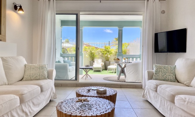 Orient Bay Apartment | Côté Mer, georgeous, romantic and comfy place for lovers!