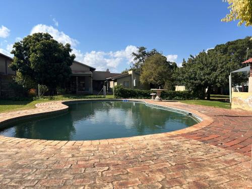 Mokopane Hotel | C'est Si Bon Accommodation at 53 Van Heerden Mokopane