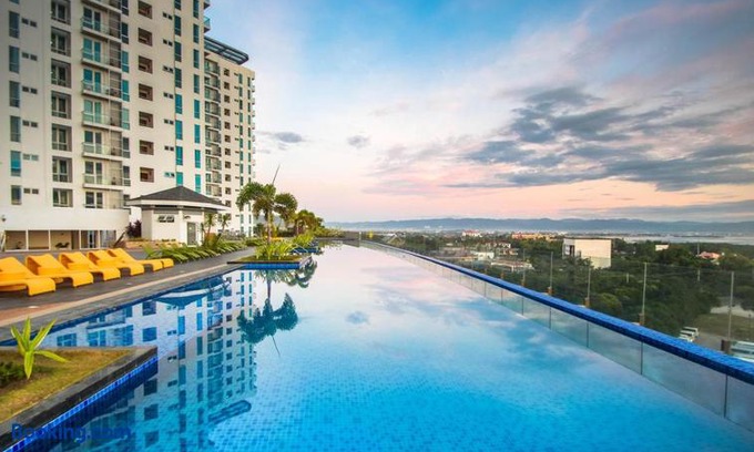Lapu-Lapu Hotel | C Suites at Mactan Newtown