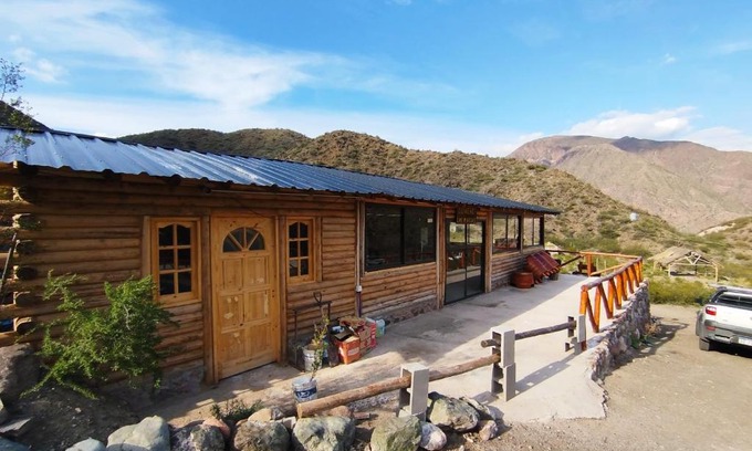 Cuyo Ski Chalet | Cabaña Las Marias