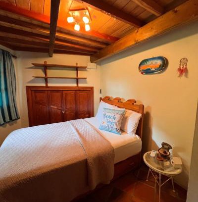 Pedasi Hotel | Cabañas La Casa de Pucha