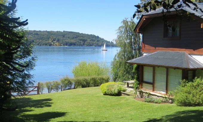 San Carlos de Bariloche Cabin | Cabaas Baha Protegida Costa Lago A