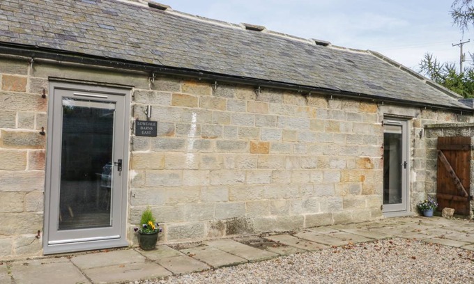 Briggswath Cottage | Cabin ∙ 1 bedroom ∙ 2 guests