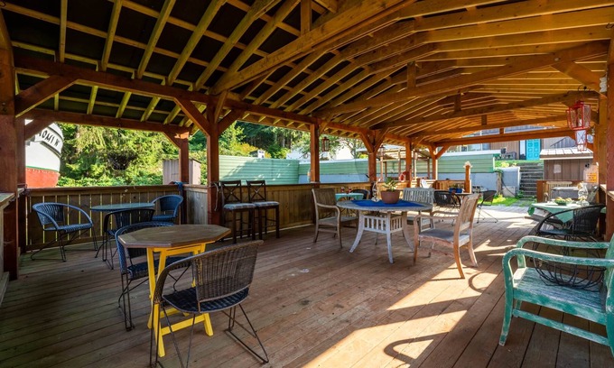 Alert Bay Cabin | {Cabin 13} The Cabins at Alert Bay